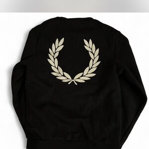 Fred Perry Sweatshirt with Laurel Wreath Design